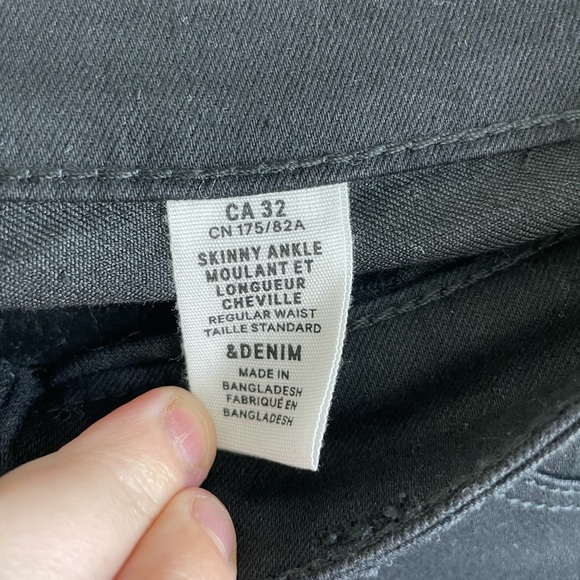 Black skinny jeans, never worn - Picture 3 of 3